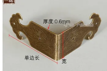 Pacote de fontes de caixa de Madeira com o canto do envoltório de bronze borda envoltório ângulo direito cavalo de fixação da peça tabela de cobre